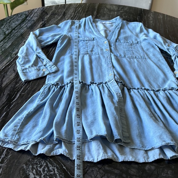 Zara denim dress 🧊. Size XS - Picture 4 of 8